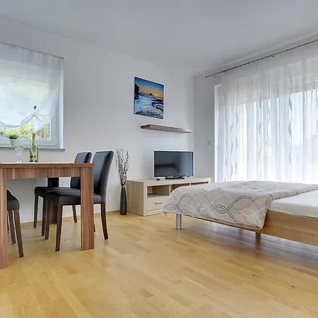 Kralj Apartment *