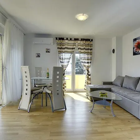 Robert Apartment Medulin