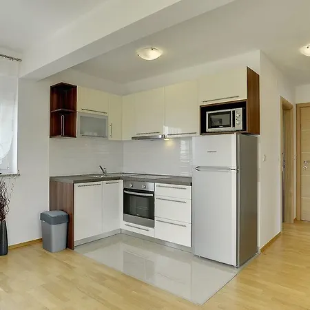Kralj Apartment *