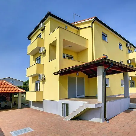 Apartment Kralj *